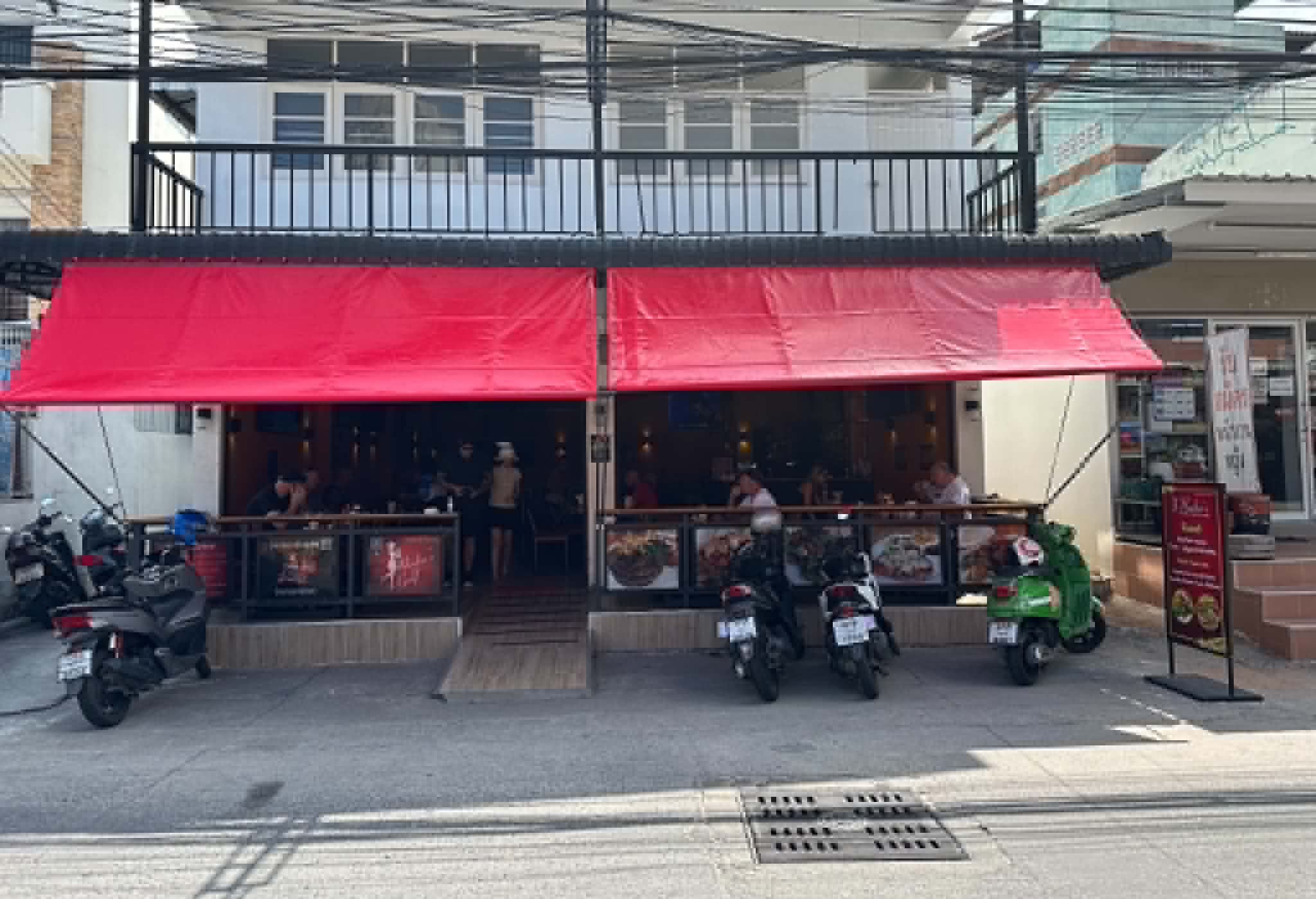 Nadia's Kitchen entrance Soi Bongkot Pattaya